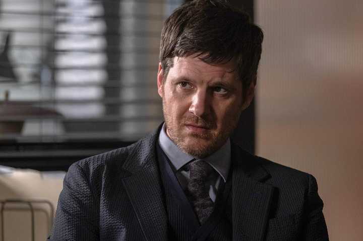 图片12查看更多简介影人:强·沃特 / 列维·施瑞博尔 / brian faherty