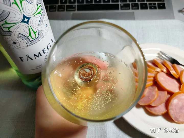 有没有酸一点的白葡萄酒推荐? - 知乎