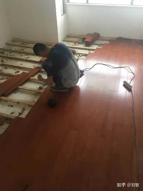 为什么现在铺木地板的人越来越少? - 知乎