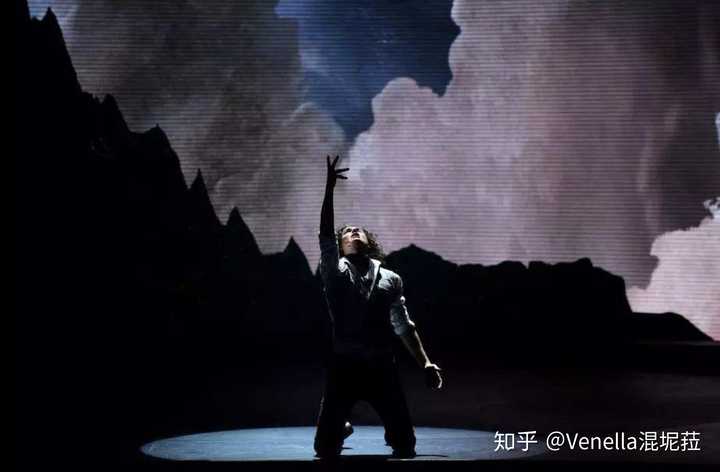 如何评价法国音乐剧《红与黑》(Le Rouge et le Noir)? - 知乎