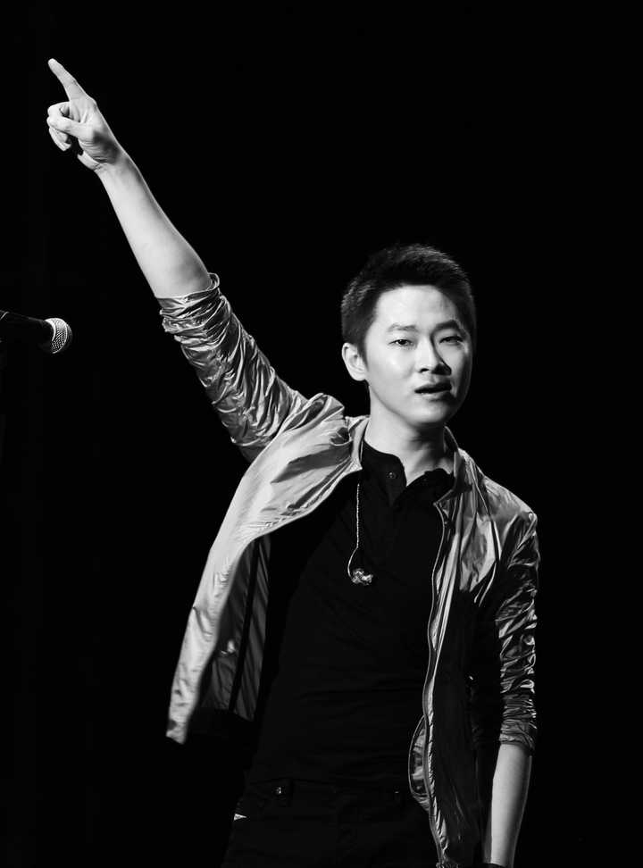如何看待梁博在「歌手」第五季上的表现？ - 知乎