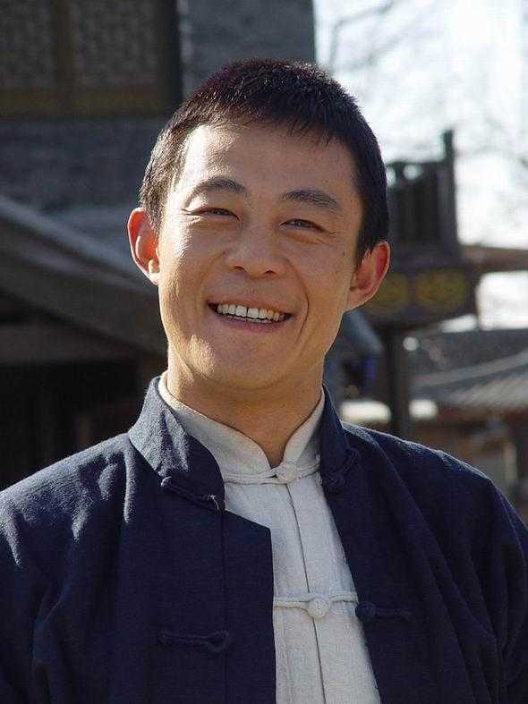 何伟 / 刘亚军 / guangya yang / 周野芒 / 萨日那 / 王思懿 / 张秋歌