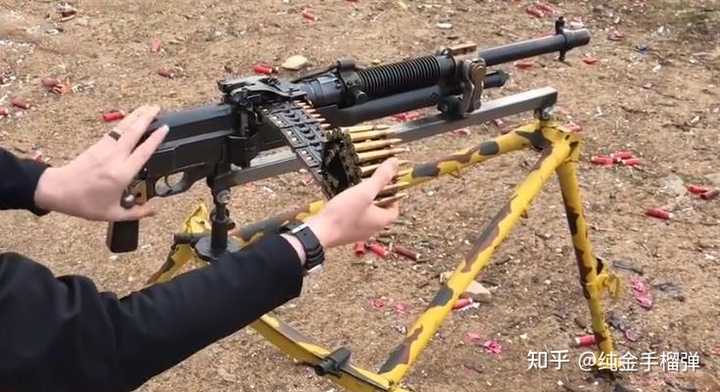 请问机枪使用保弹板供弹有什么优缺点？ - 知乎