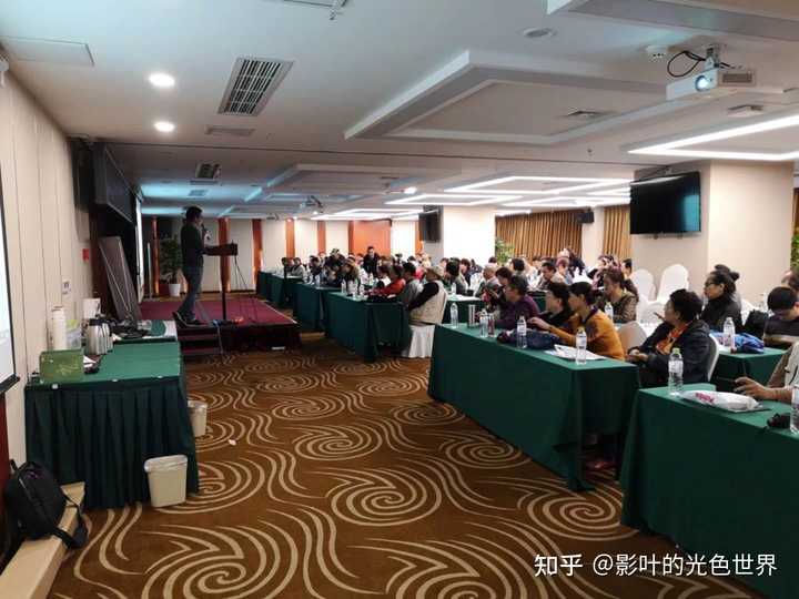 如何看待摄影师纷纷开设摄影课? - 知乎