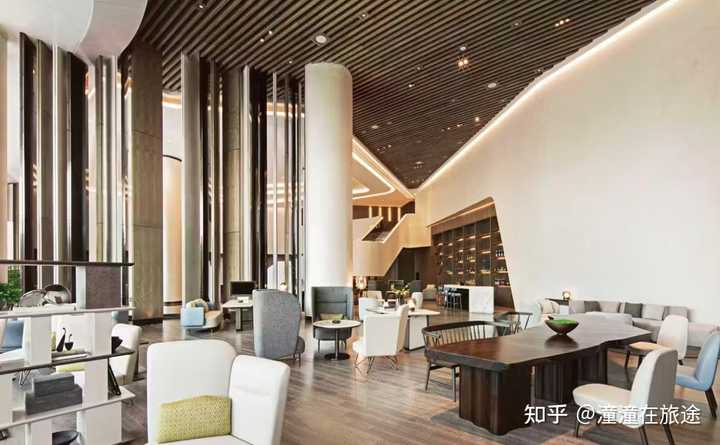 话说为什么酒店的二楼总是在一楼上面? - 知乎