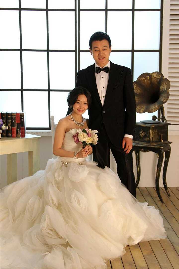 周晓鸥 / 习雪 / 卢卓婕 / 张博 / 涂凌 / 张磊 / 闫薇儿 / 高英