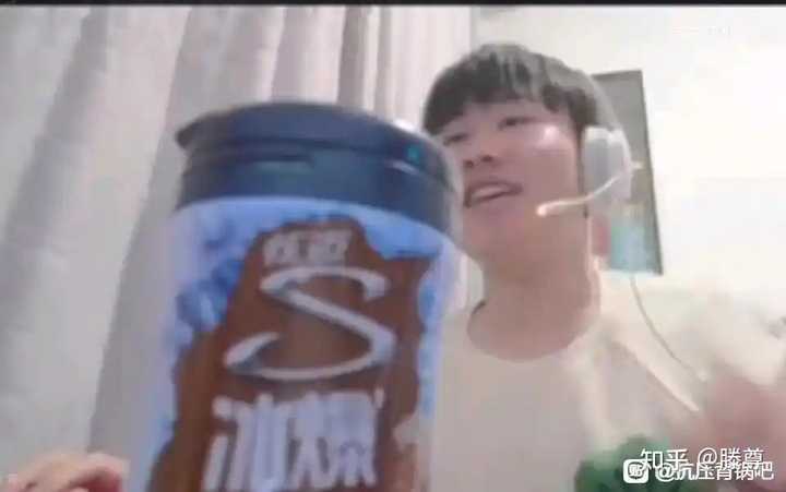 如何评价LOL主播炫神近期拉黑大批网友并关闭B站评论区？ - 知乎