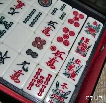 日本麻将中的红宝牌为何五筒是 2 张,而五索、五万都只有 1 张? - 知乎