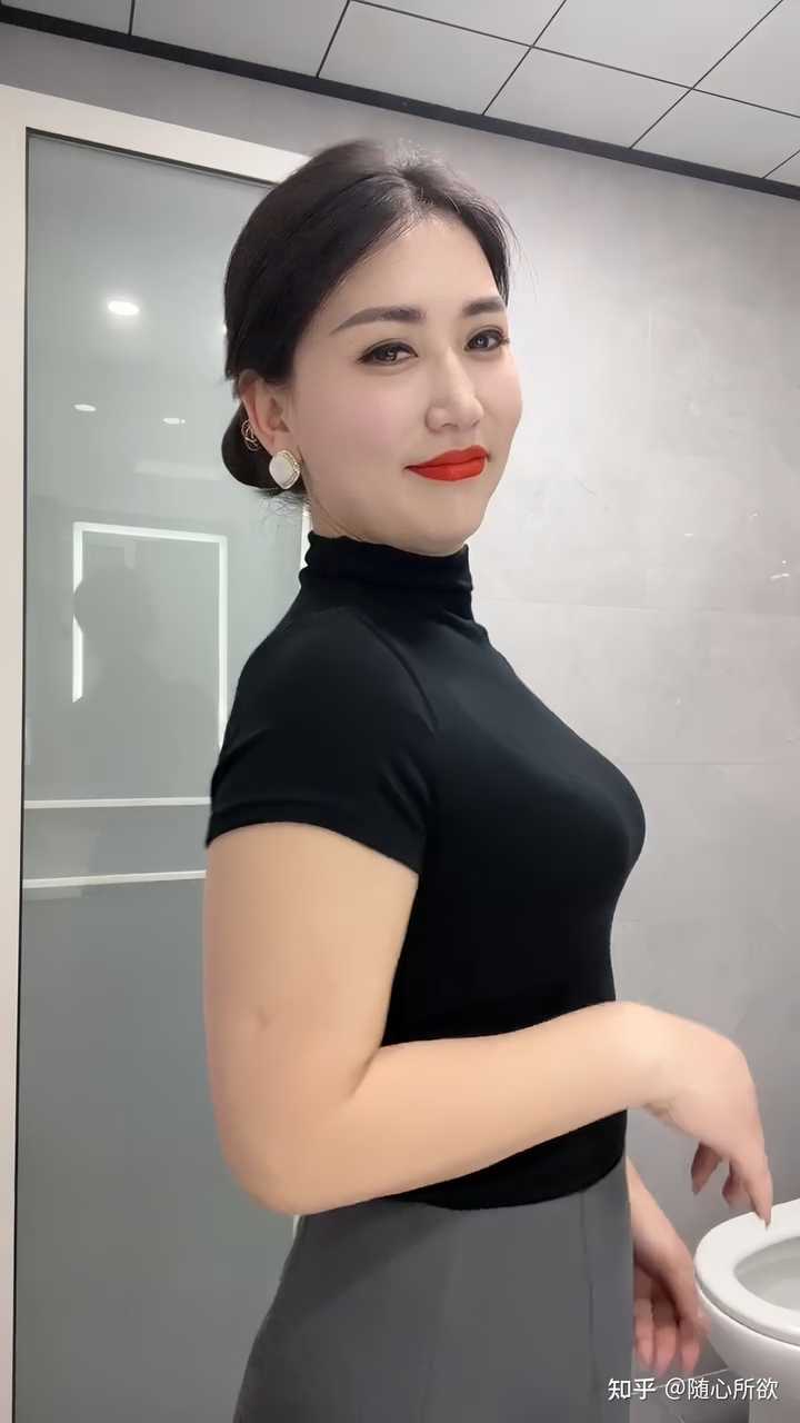 四十岁以上的女人还能好看吗？ 知乎