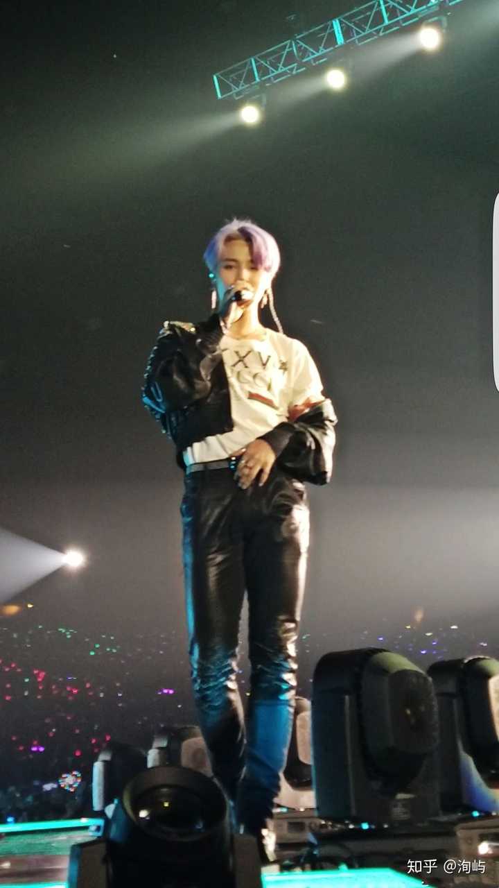 看了MMA感觉防弹少年团里面那个朴智旻挺厉害的，但搜索了一下好像挺xfxy体质的，值得入坑吗？ - 知乎