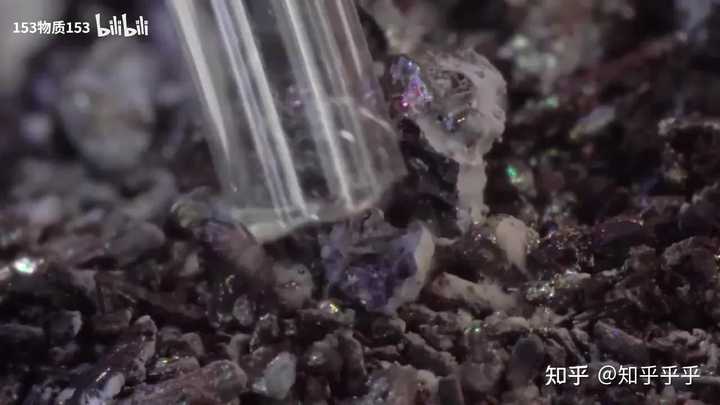 八羰基二钴Co2(CO)8 的结构是怎样？ - 知乎