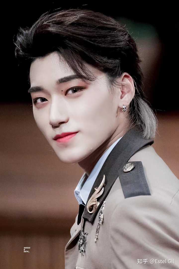 如何评价ATEEZ的崔伞？ - 知乎