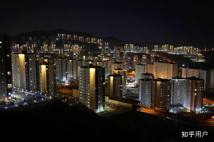 海外有哪些让你感到震撼的城市建筑？ - 知乎