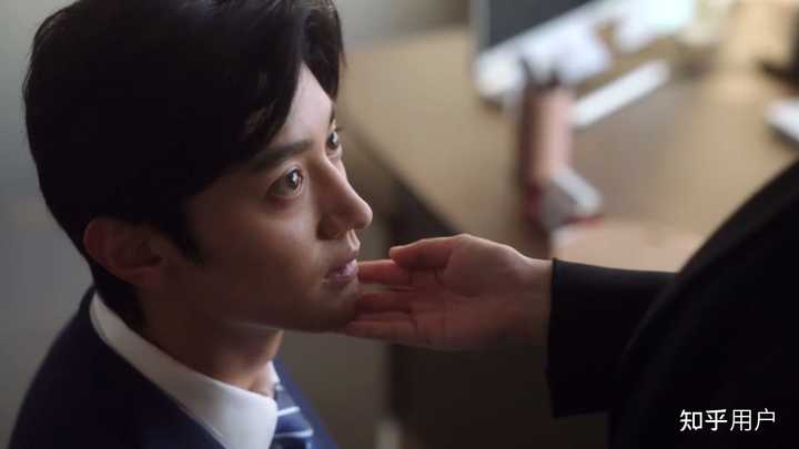 如何评价白宇、王志飞主演的电视剧《前途无量》? - 知乎