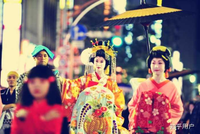 最近抖音很火的穿板凳走路 是模仿日本吗 知乎 最近抖音很火的穿板凳走路 是模仿日本吗 知乎