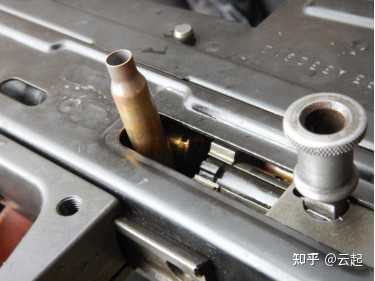 l85步枪作为英国制式武器真的那么不堪吗?连枪都不可靠的军队还谈什么国防? - 知乎
