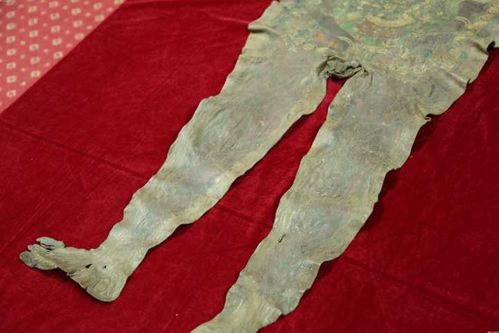 以人皮的强韧度是否可以用来做鼓？如果可以，什么类型的鼓？跟其他动物的皮比起来怎么样？ - 知乎