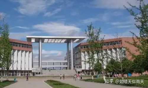 四川德陽建筑學院_四川德陽學院建筑面積_德陽建筑學院建筑專業