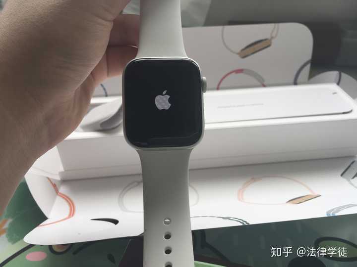 Apple Watch Series 4是否值得买？ - 知乎