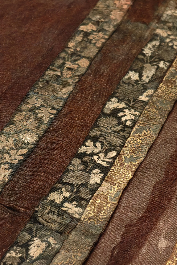 如何反驳「考古跟盗墓是同行」这种说法？为何会出现这种观点？