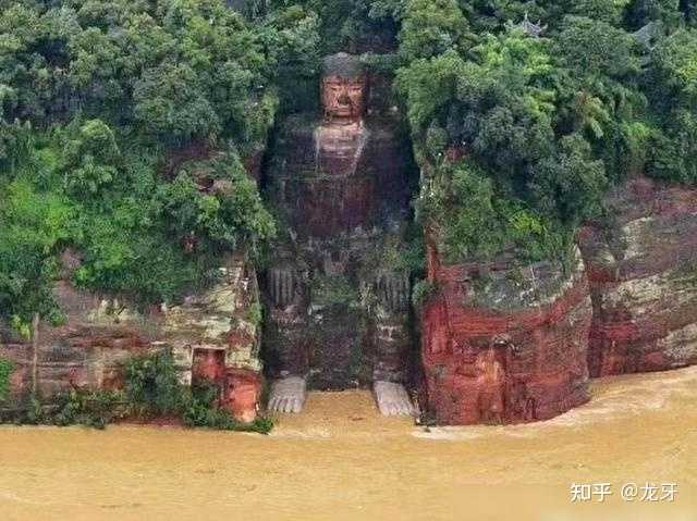 龙牙:消防救援才几个人？啥事儿还不得我们解放军上么？|2026-04-17-汉风1918-汉唐归来-惟有中华