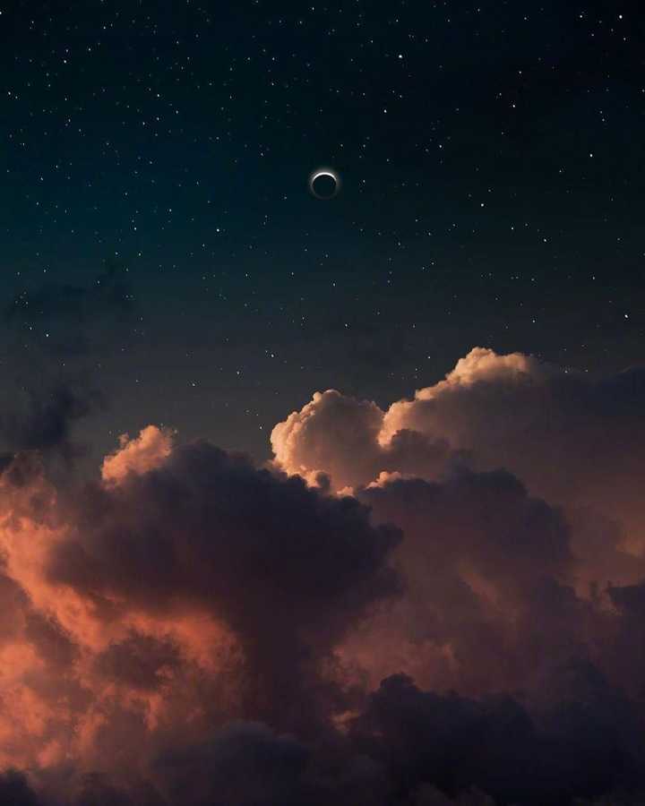 有哪些关于深夜的文艺句子? - 知乎