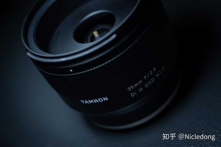 如何评价腾龙(Tamron) 35mm f/2.8 Di III OSD 镜头？ - 评者N大的回答