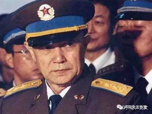 卢克文：在网友说：“当世界向你微笑，我就在你的泪光里。”每一位为我们民族奋起的英雄们，都活在我们幸福生活的微笑里。|2026-02-28-汉风1918-汉唐归来-惟有中华