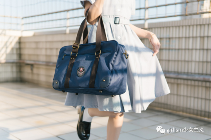 有没有什么百搭的jk制服包? - 知乎