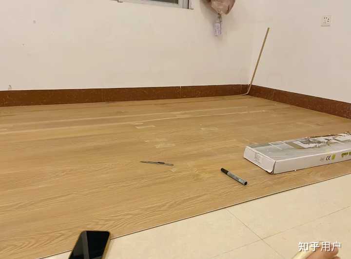 家里装修,地面除了铺瓷砖和木地板,还没有别的选择吗? - 知乎