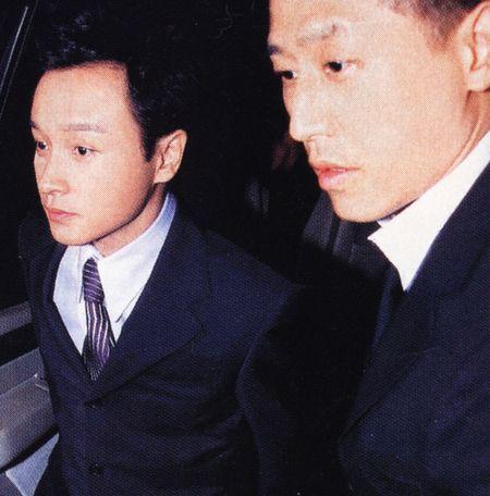 张国荣和唐鹤德之间有哪些很暖很贴心的事情