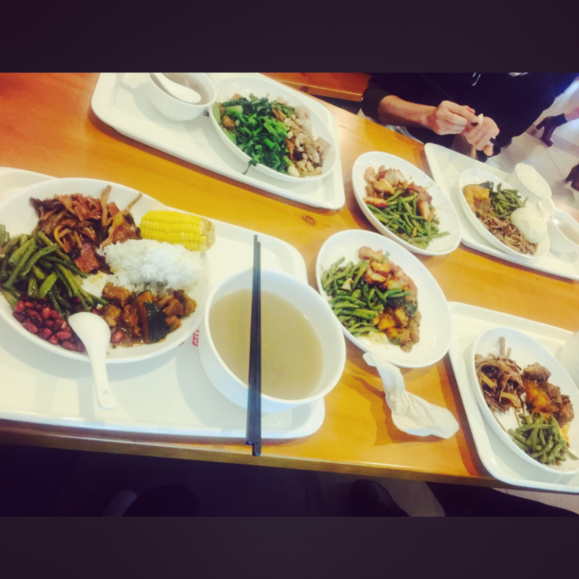 网易杭州公司食堂的伙食怎么样?