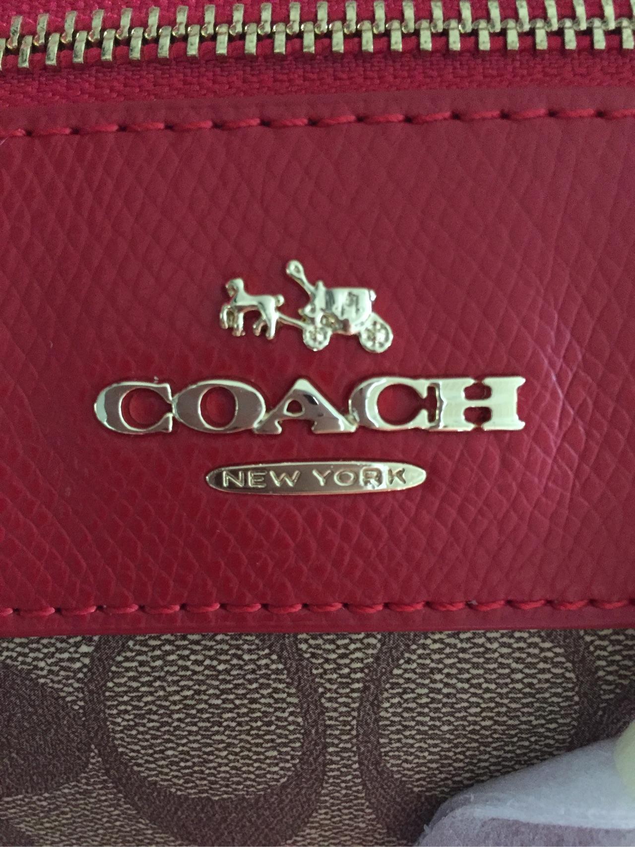 看看这coach标是不是太假了