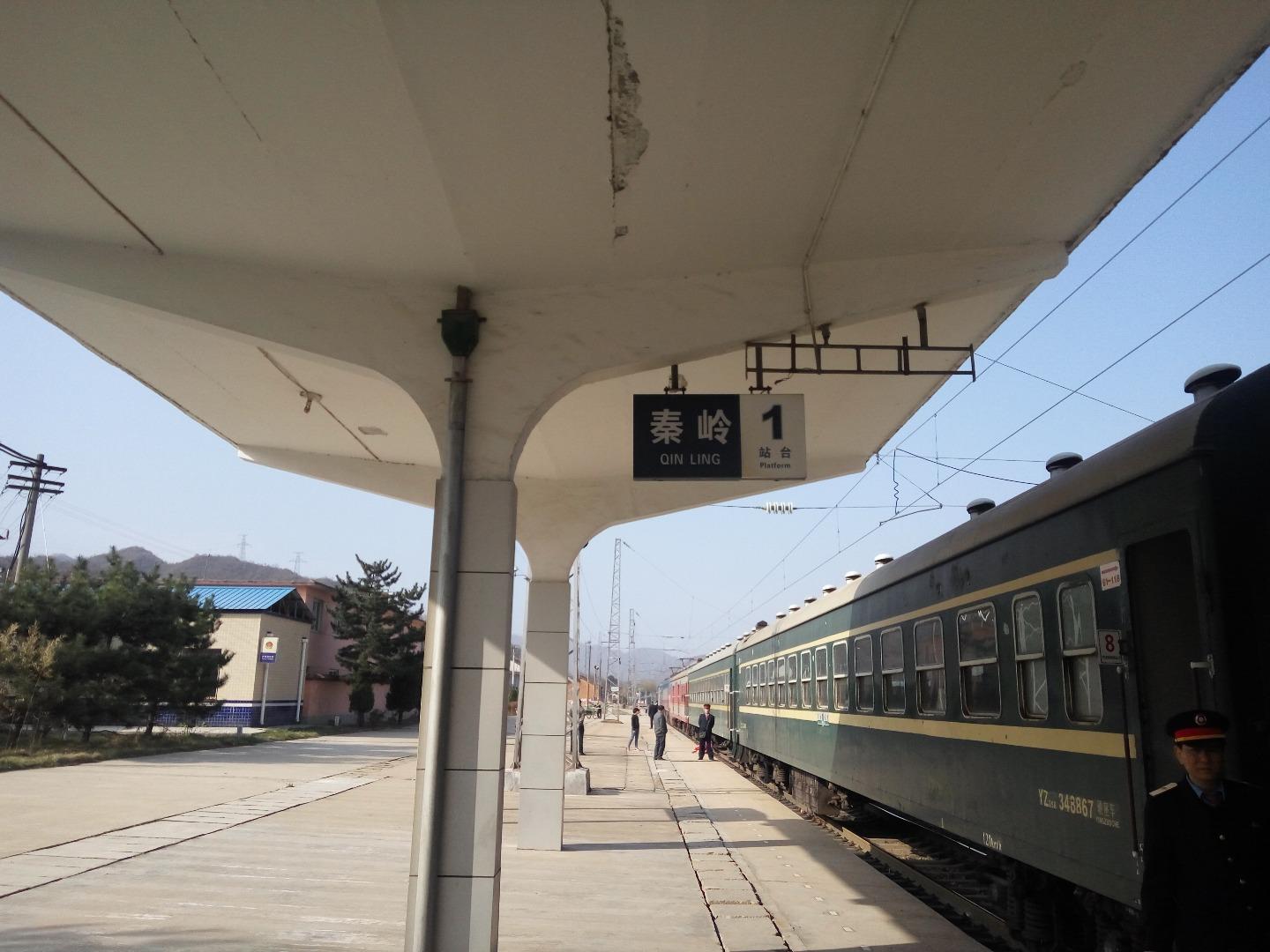 2016清明陕南鉄道環状線運転 知乎