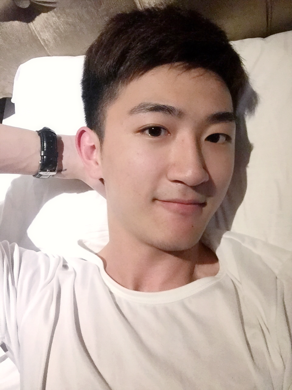 男生怎样自拍