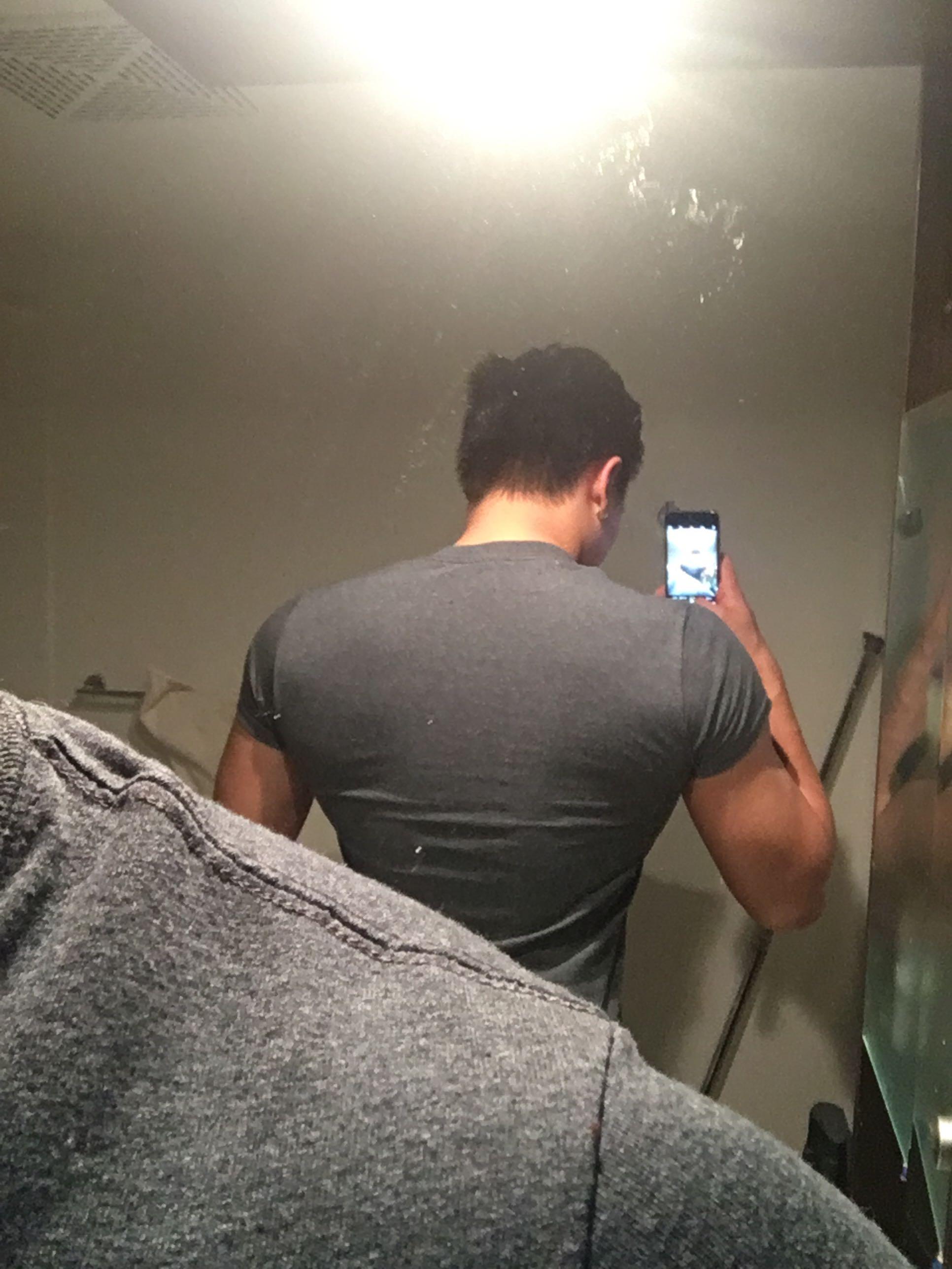 背肌发达是什么体验