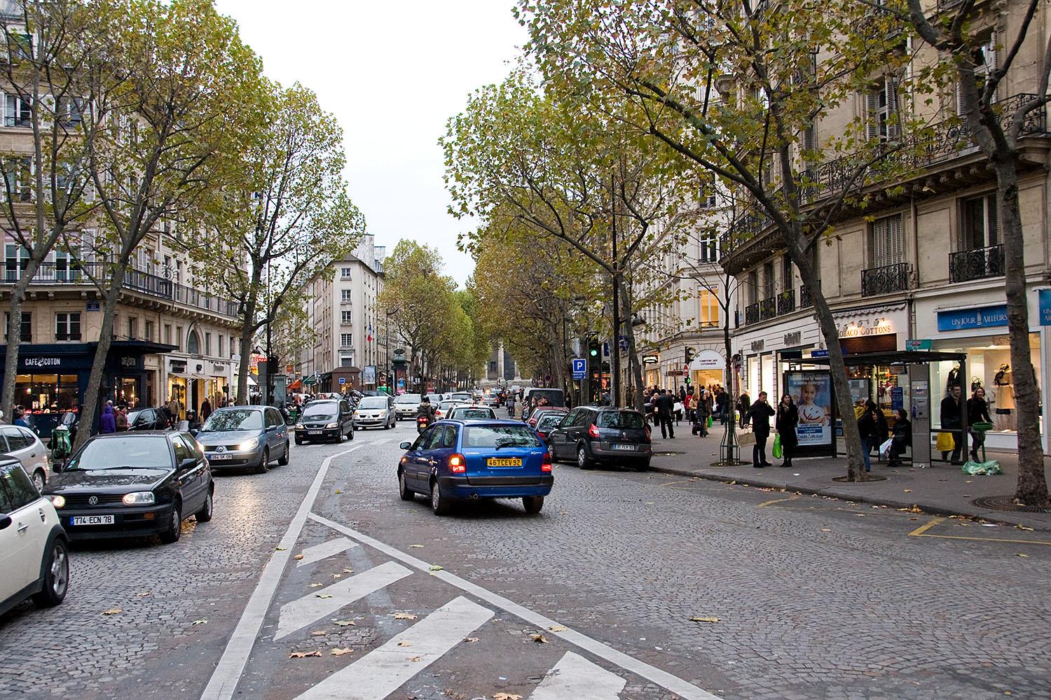 为什么欧洲或日本的小城市老城区看起来比国内的整洁有序街道的氛围