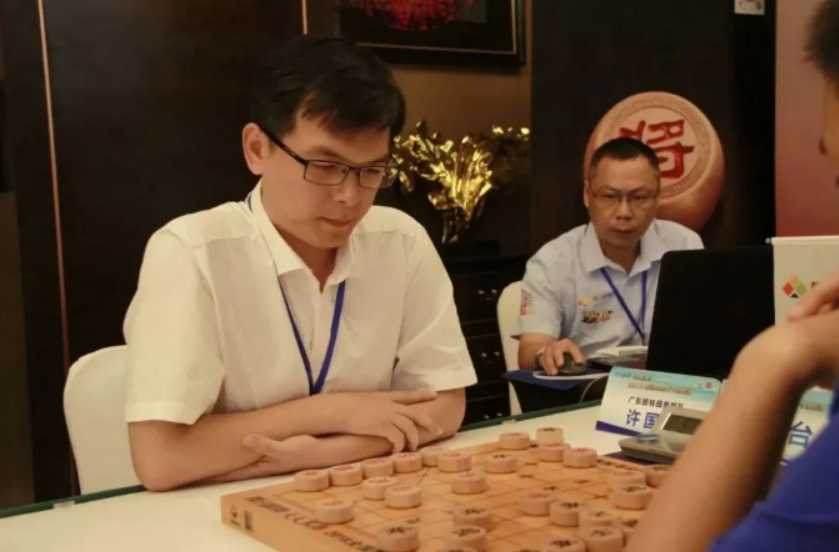 为什么大家都管广东第一高手,象棋特级大师许国义叫水特?