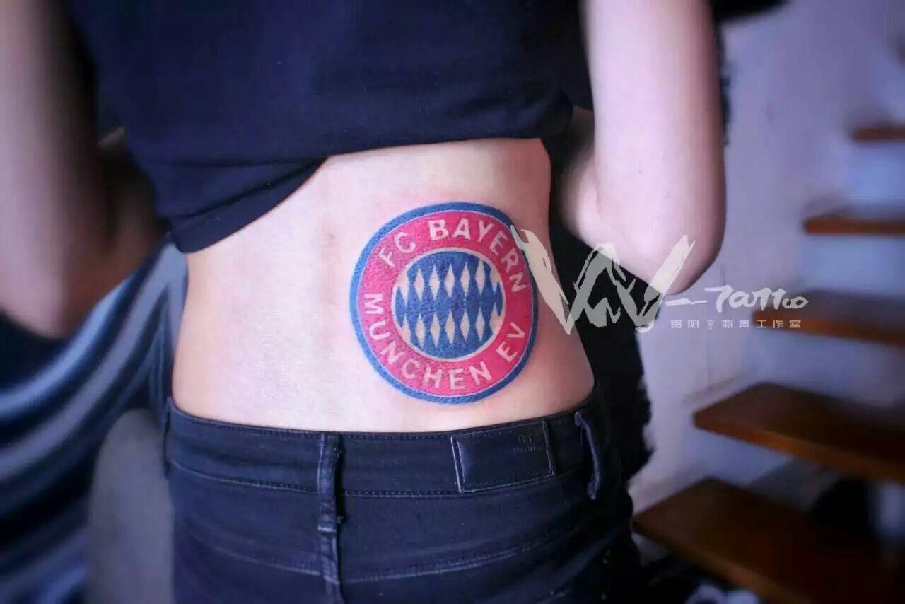 利物浦队徽纹身图片