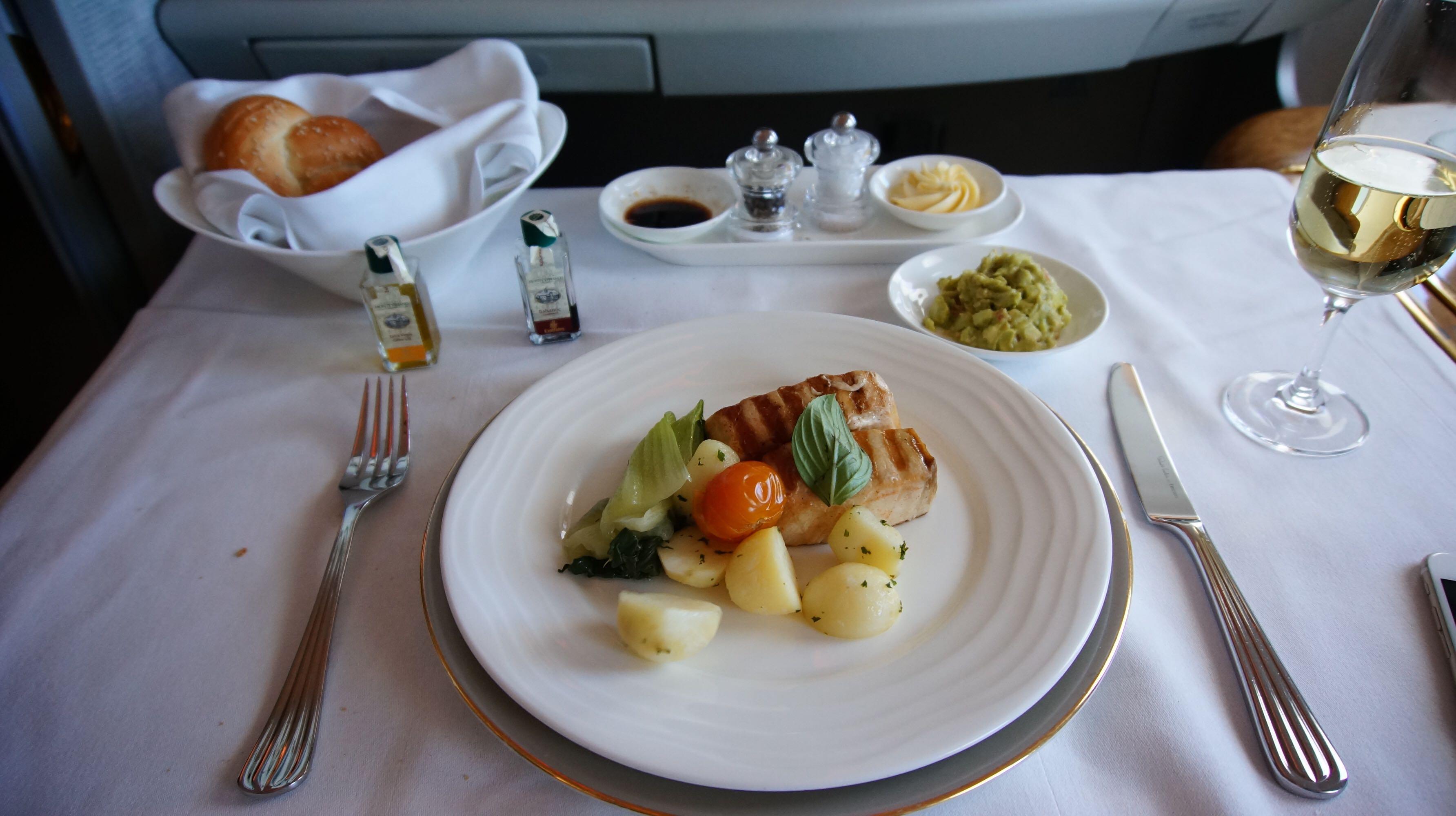 坐阿联酋航空a380头等舱是一种怎样的体验