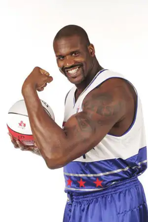 为什么打篮球很壮踢足球很瘦