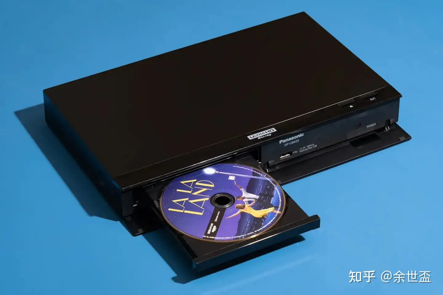 为什么 PC 取消光驱转向数字化很自然，游戏机取消光驱却被玩家强烈抵触？