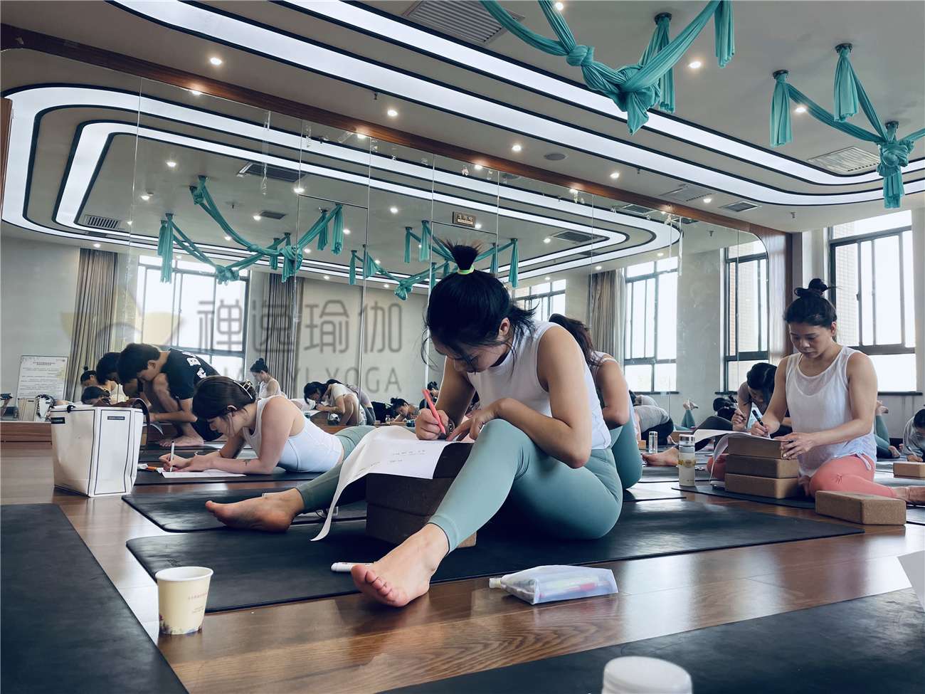 谁说瑜伽不能减肥禅逸瑜伽培训课之超级维密全面瘦身营全国招生啦