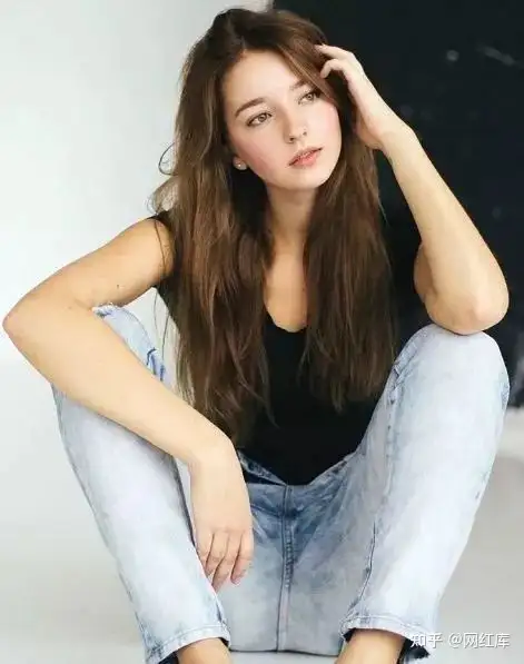 网红俄罗斯甜心，安吉丽娜丹妮洛娃Angelina Danilova Facebook-第5张