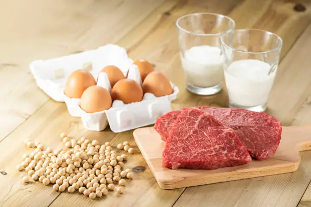 古代的精锐部队伙食怎么样，能实现肉蛋奶自由吗？