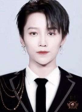 相册里最喜欢刘雨昕的哪几张照片呢