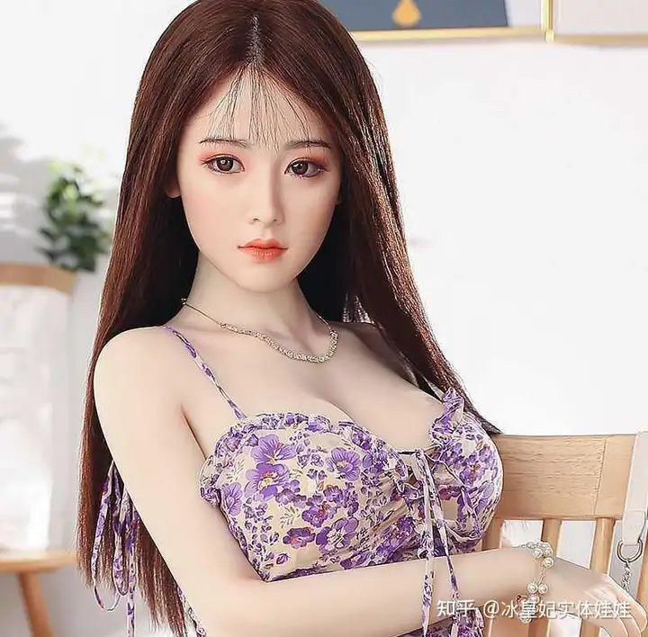 仿真娃娃是什么材料仿真娃娃难道不是很萌很可爱吗?为什么周围好多人会觉得很恐怖?就因为娃娃太逼真?