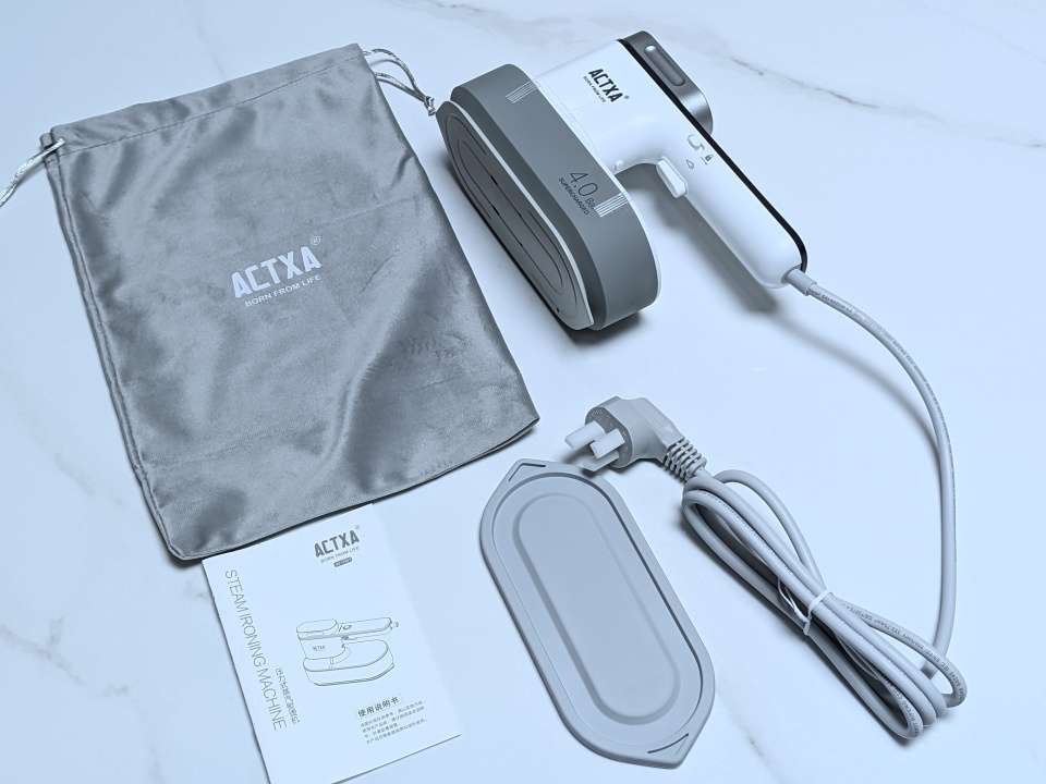 ACTXA阿卡驰手持增压挂烫机 AI-H01:小身材,大增压,轻松打理所有衣物,无论居家还是出差旅游都ok!