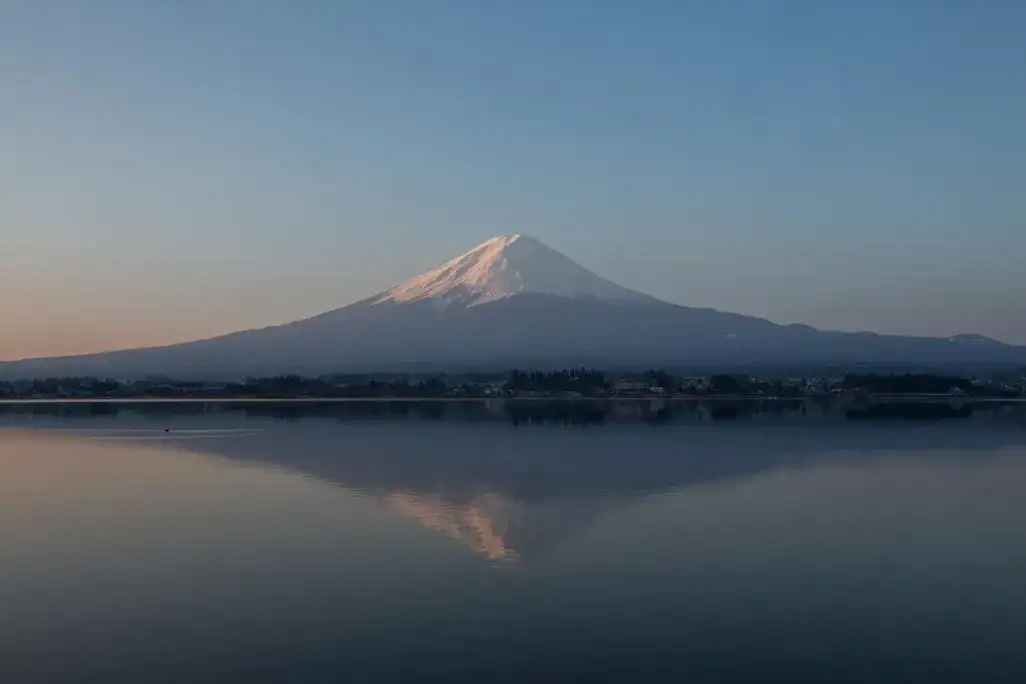 富士山压强达到1.6兆帕是什么概念?