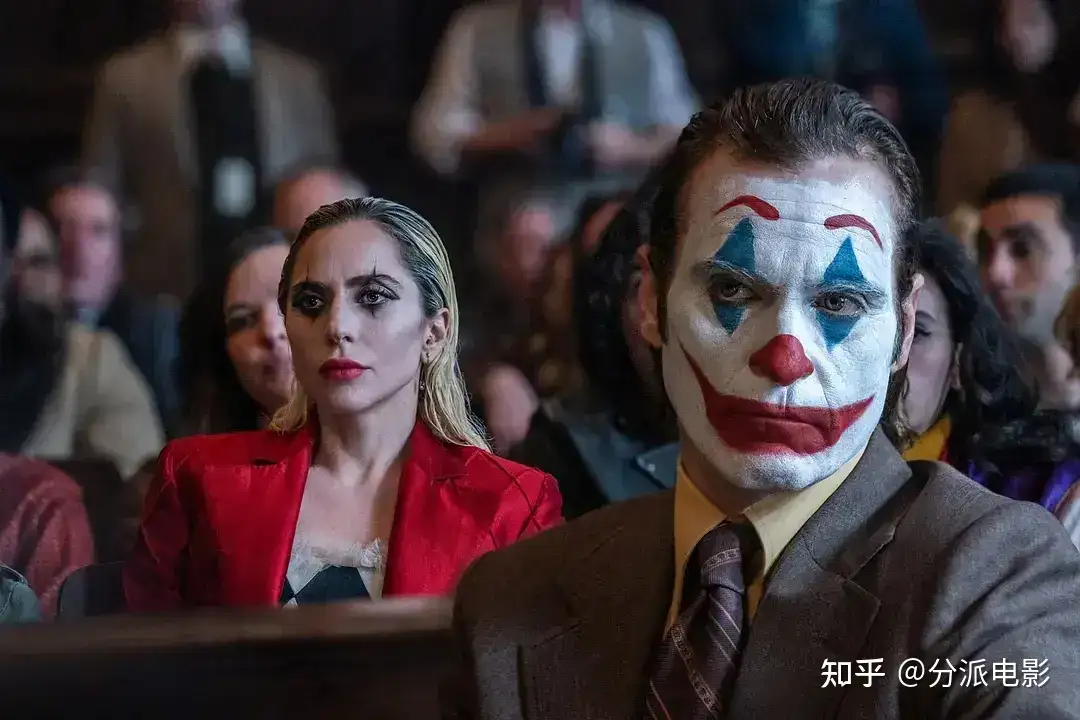 豆瓣6.0?哥谭变歌坛,《小丑2》扑大街!